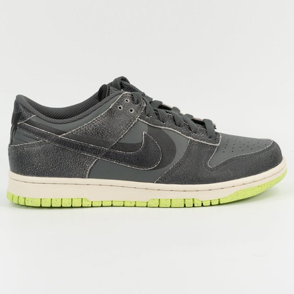 Nike Dunk Low SE 'Halloween - Cauldron' 2022 DQ6215-001 size 7 Youth / 8.5 Women - Picture 2 of 9